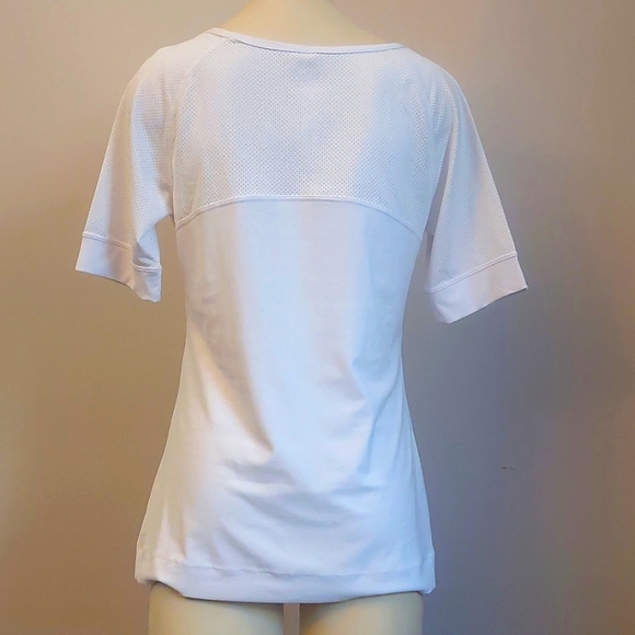 90 Degree by Reflex Workout/Athletic T-shirt - Picture 2 of 6